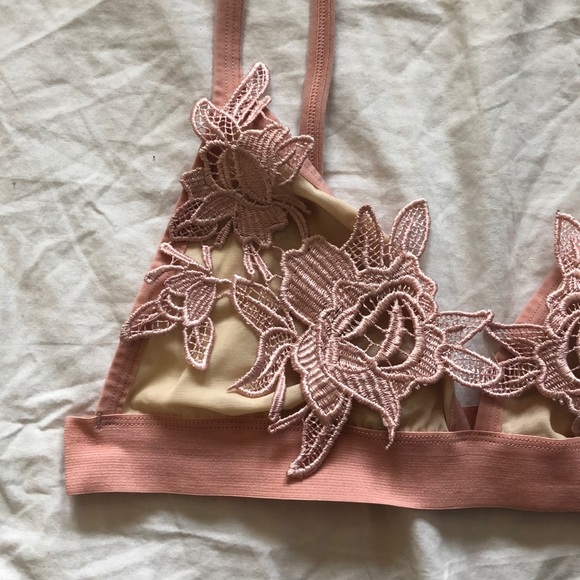 Urban Outfitters Other - NWOT UO Appliqué Soft Elastic Band Bralette